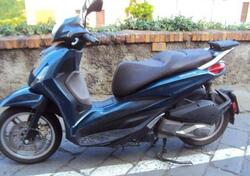 Piaggio Beverly 300 Hpe (2021) usata