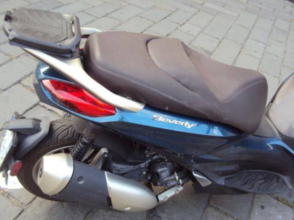 Piaggio Beverly 300 Hpe (2021) (4)