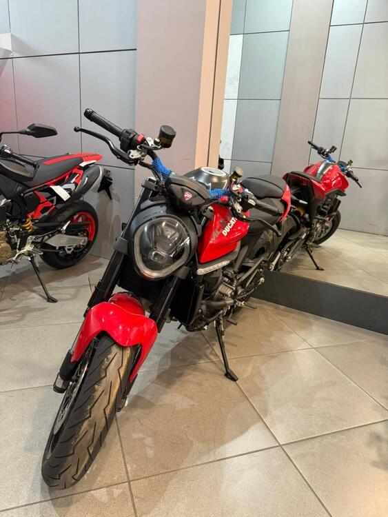 Ducati Monster 937 (2021 - 25)