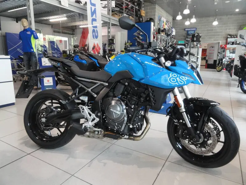 Suzuki GSX-8S (2025 - 26)