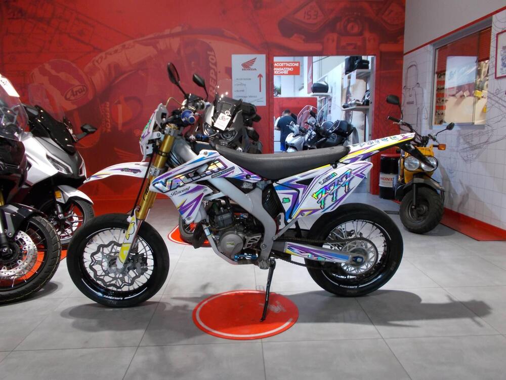 Valenti Racing SM 50 (2015 - 22) (2)