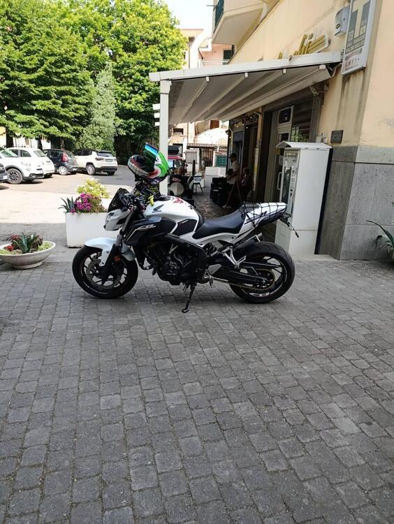 Honda CB 650 F (2017 - 18) (2)