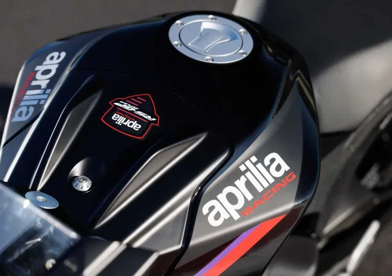 Aprilia RS 125 RS 125 GP Replica (2025 - 26) (9)