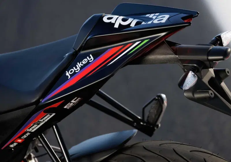 Aprilia RS 125 RS 125 GP Replica (2025 - 26) (10)
