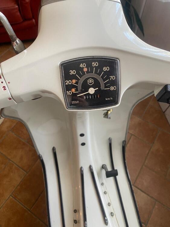 Piaggio Vespa 50 special (3)