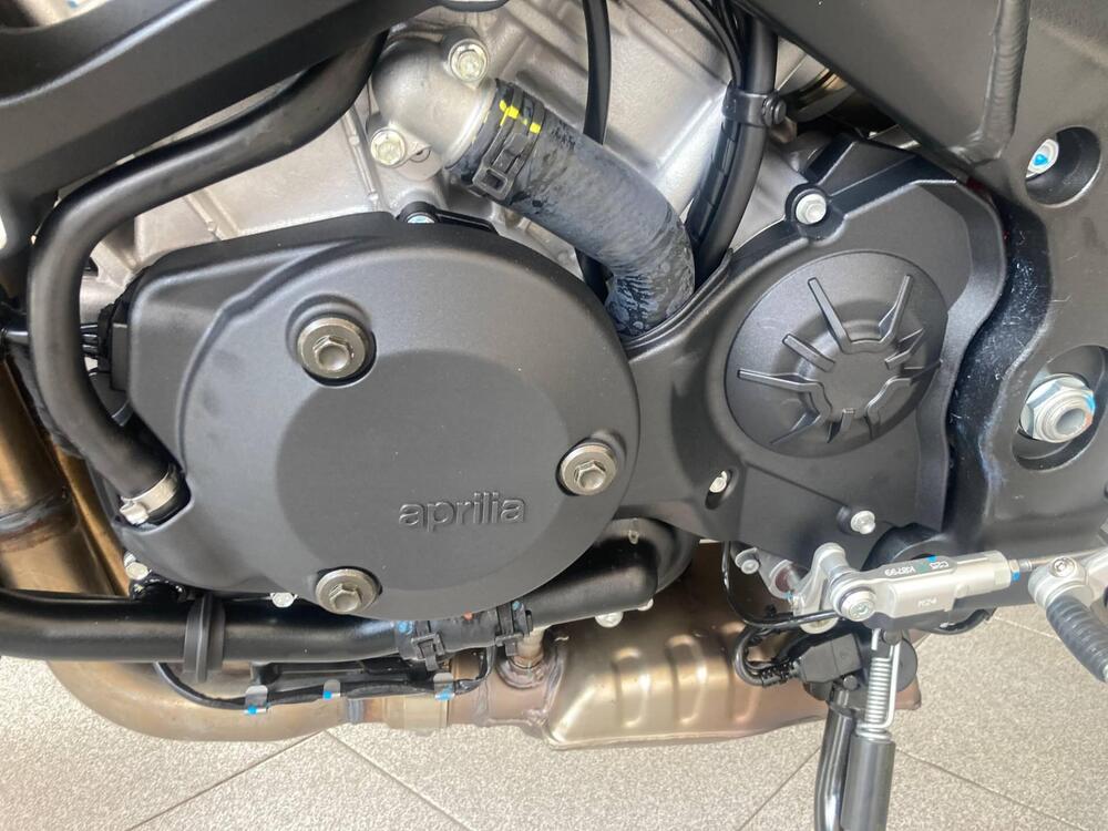 Aprilia Tuono V4 (2025) (3)