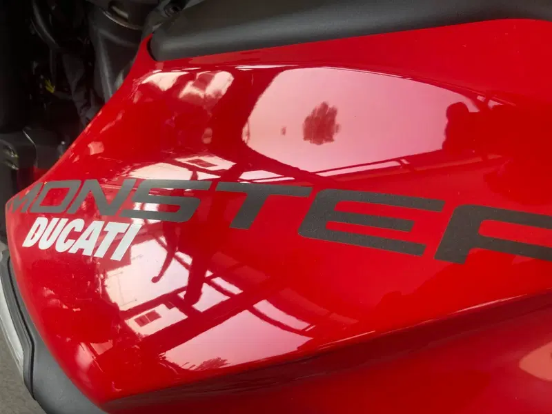 Ducati Monster 937 + (2021 - 25) (7)