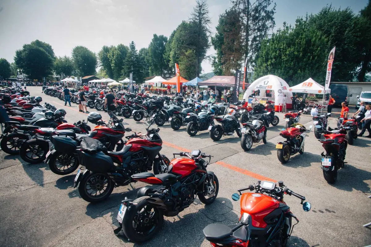 MV Agusta Open Days: Oltre 5.000 Visitatori a Schiranna per gli 80anni di attività [GALLERY] (3)
