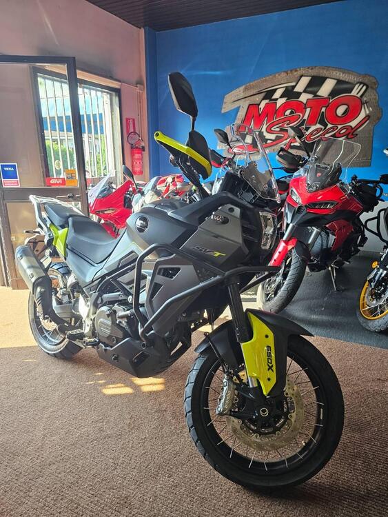 QJ Motor SVT 650 X (2025) (3)