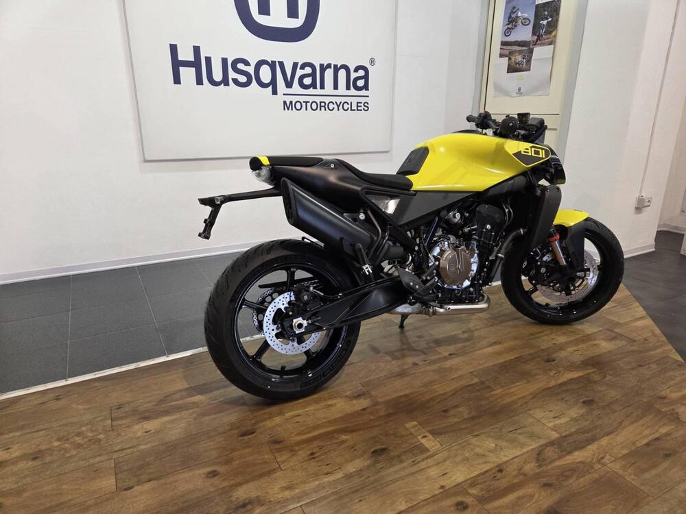 Husqvarna Vitpilen 801 L (2025) (4)
