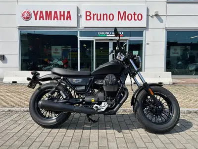 Moto Guzzi V9 Bobber (2016 - 18) usata