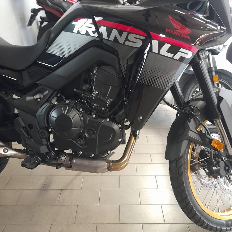 Honda Transalp XL750 (2025) (3)