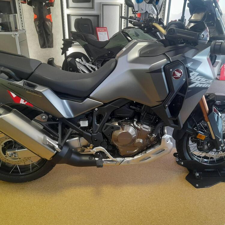 Honda Africa Twin CRF 1100L Adventure Sports (2024 - 25) (3)