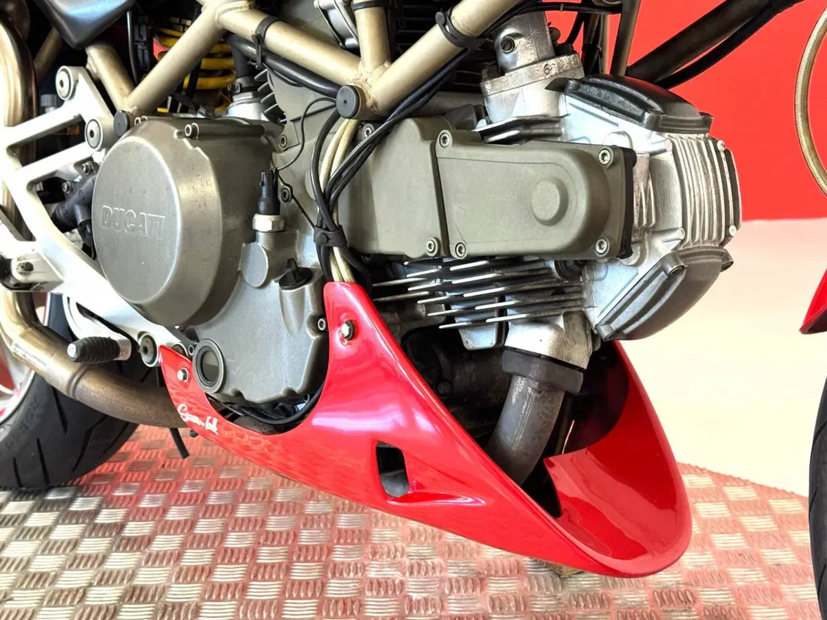 Ducati Monster 600 (1994 - 02) (15)