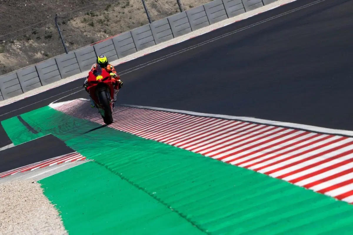 SBK 2025. Test a Balaton. Toprak il più veloce, Iannone è quarto e il migliore degli italiani (6)