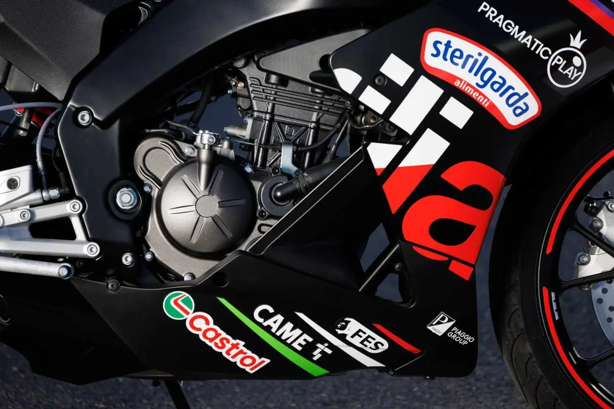 Aprilia RS 125 GP Replica: la nuova sportiva A1 che si ispira alle MotoGP [GALLERY] (7)