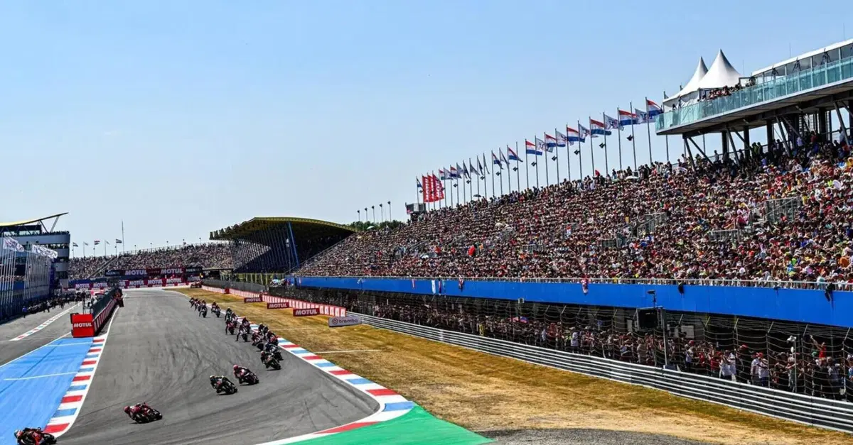 MotoGP 2025. GP dei Paesi Bassi ad Assen. Tutto quello che c'&egrave; da sapere sulla gara nella "Cattedrale della velocit&agrave;"