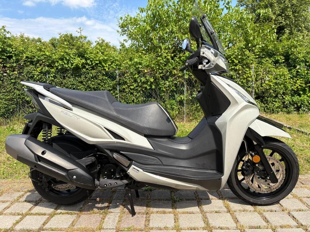 Kymco Agility 300i Noodoe (2020) (2)