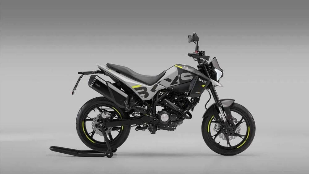 Benelli BKX 125 S (2025) (2)