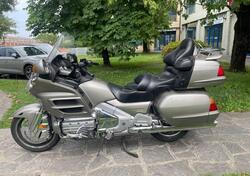 Honda GL 1800 Gold Wing (2000 - 05) usata