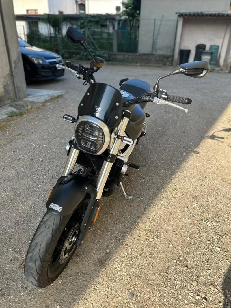 Voge Trofeo 500AC (2022 - 26) (6)