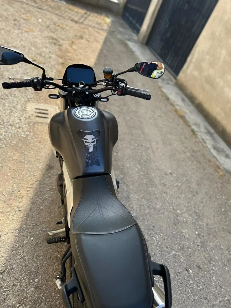 Voge Trofeo 500AC (2022 - 26) (7)