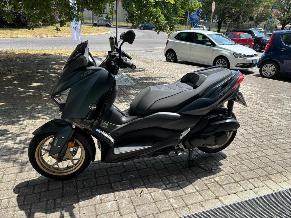 Yamaha X-Max 125 Tech Max (2021 - 24) (2)