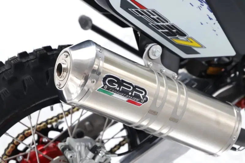 AJP PR7 650 Adventure (2021 - 24) (3)