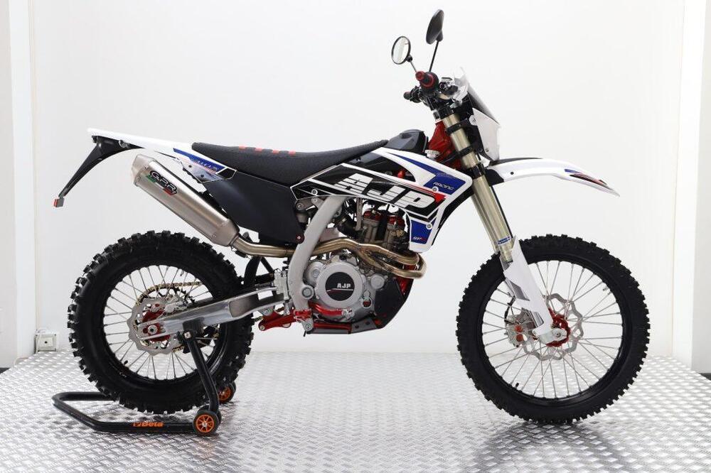 AJP SPR 310R Enduro (2023 - 25)