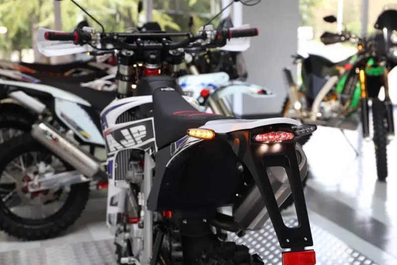 AJP SPR 310R Enduro (2023 - 26) (15)