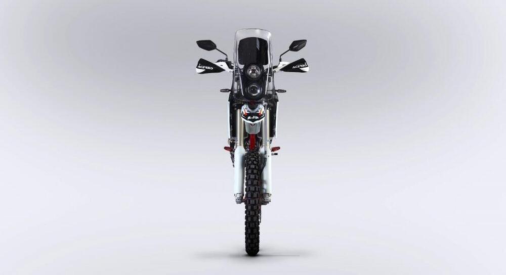 AJP PR7 650 Adventure (2021 - 24) (5)