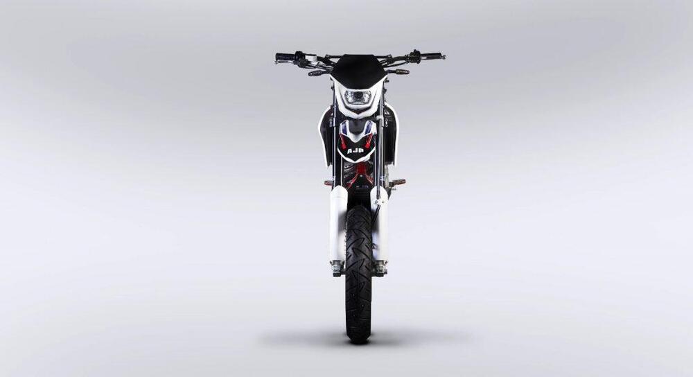 AJP SPR 250 Supermoto (2023 - 25) (5)
