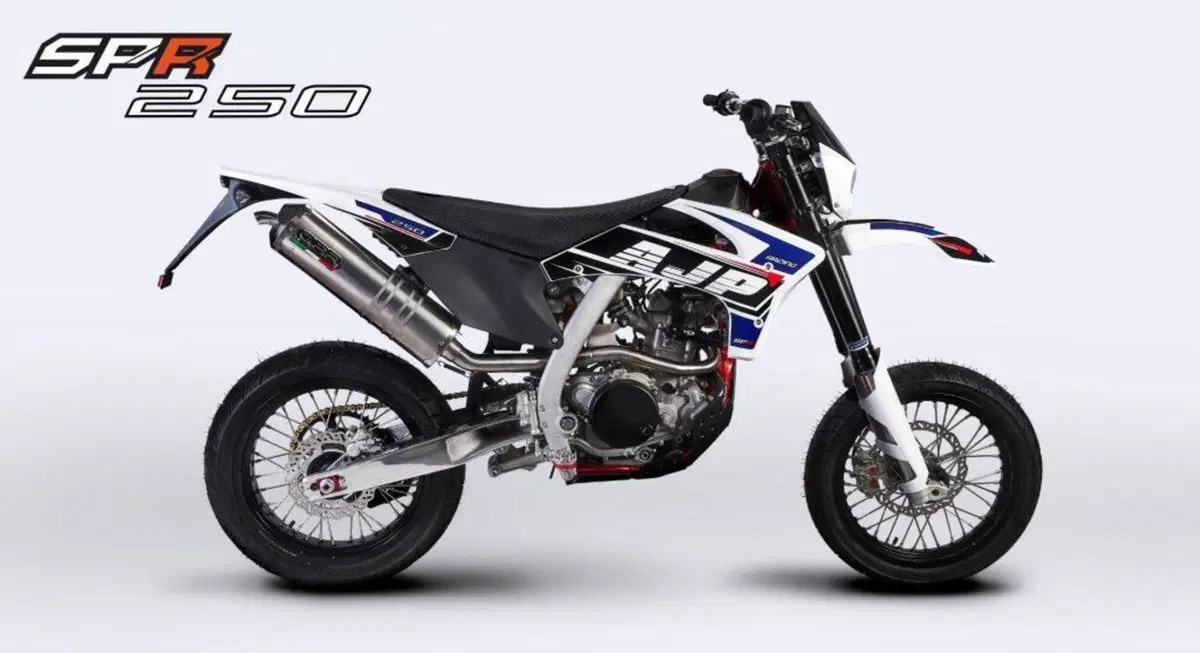 AJP SPR 250 Supermoto (2023 - 26) (2)
