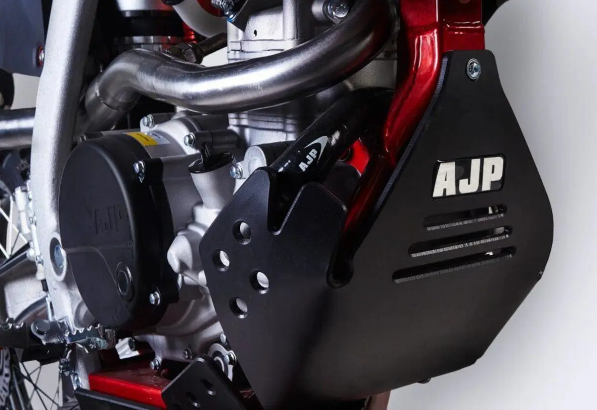 AJP SPR 250 Supermoto (2023 - 26) (8)