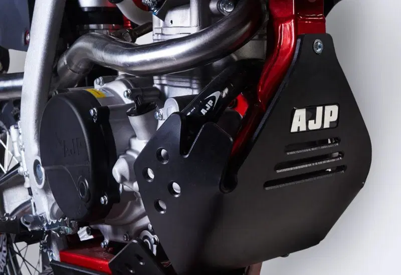AJP SPR 250 Supermoto (2023 - 26) (8)