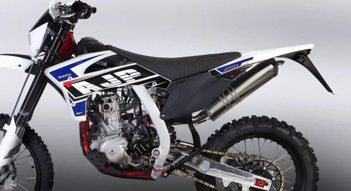 AJP SPR 250 Enduro (2023 - 26) (7)