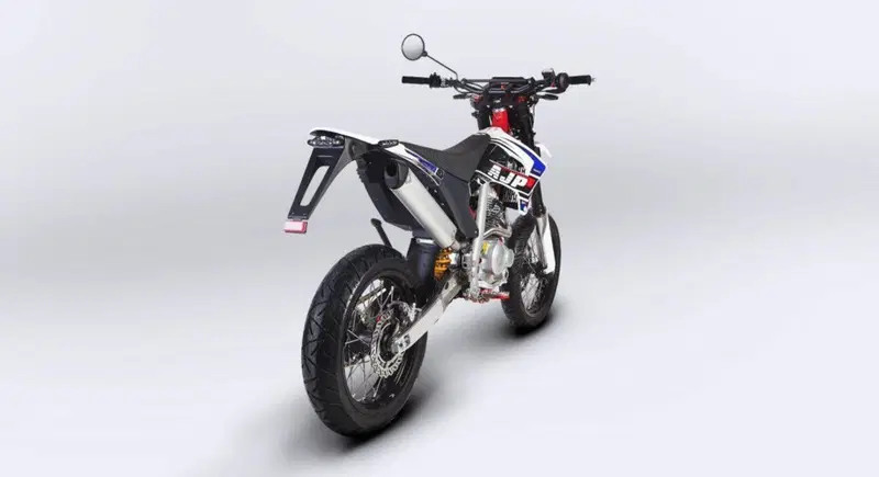 AJP SPR 240 Supermoto (2023 - 26) (4)