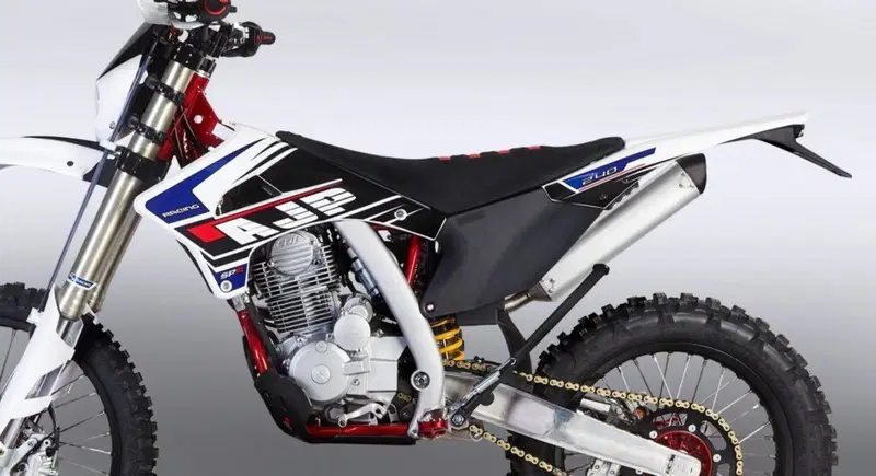 AJP SPR 240 Extreme Enduro (2023 - 26) (7)