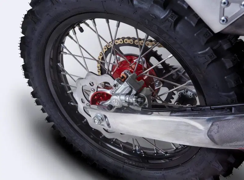 AJP SPR 240 Extreme Enduro (2023 - 26) (10)