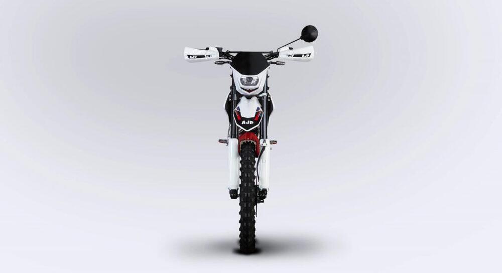 AJP SPR 240 Enduro (2023 - 25) (5)