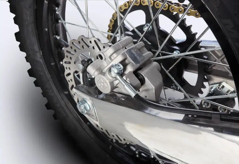 AJP SPR 240 Enduro (2023 - 26) (10)