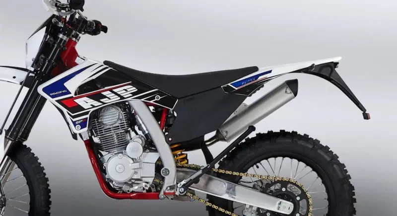 AJP SPR 125 Enduro (2023 - 26) (7)
