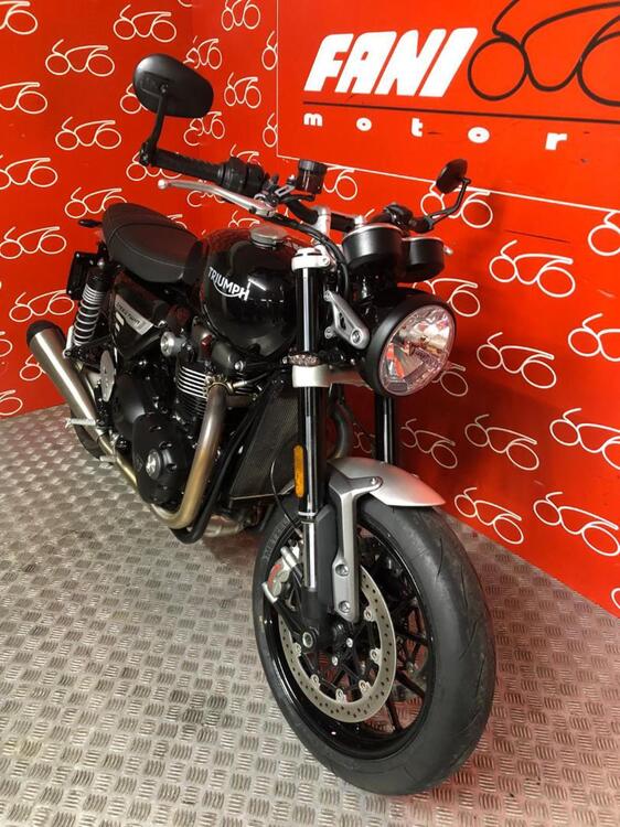 Triumph Speed Twin 1200 (2021 - 24) (2)