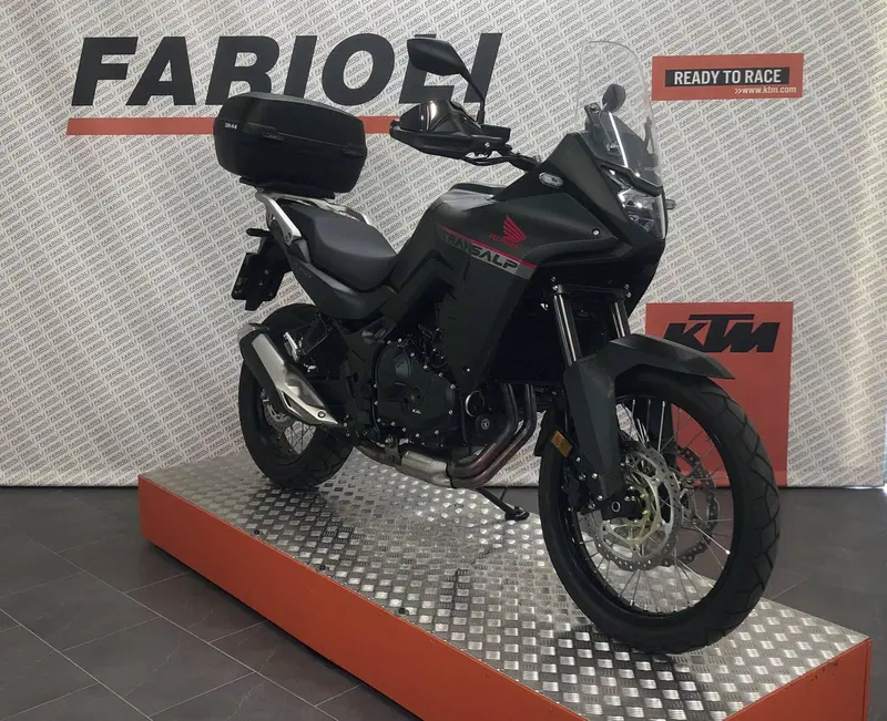 Honda Transalp XL750 (2023 - 24) (9)