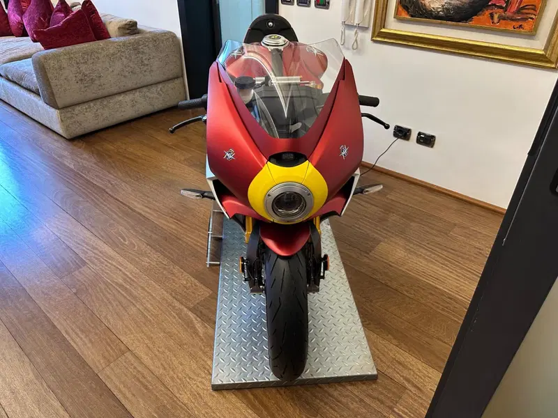 MV Agusta Superveloce 800 Ago (2021 - 23) (6)