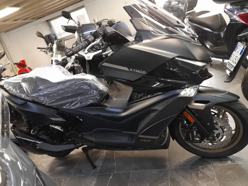 Kymco Xciting VS 400i (2023 - 26) (2)