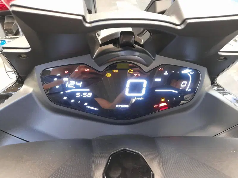 Kymco Xciting VS 400i (2023 - 26) (4)