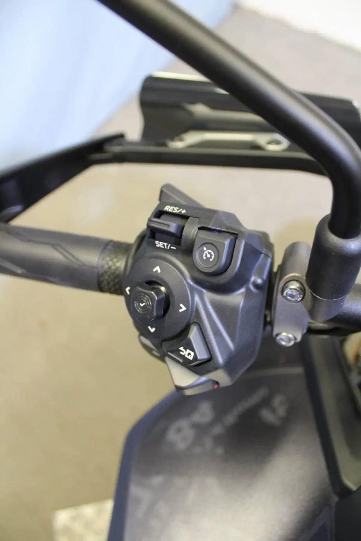 Yamaha MT-09 Y-AMT (2024 - 26) (12)