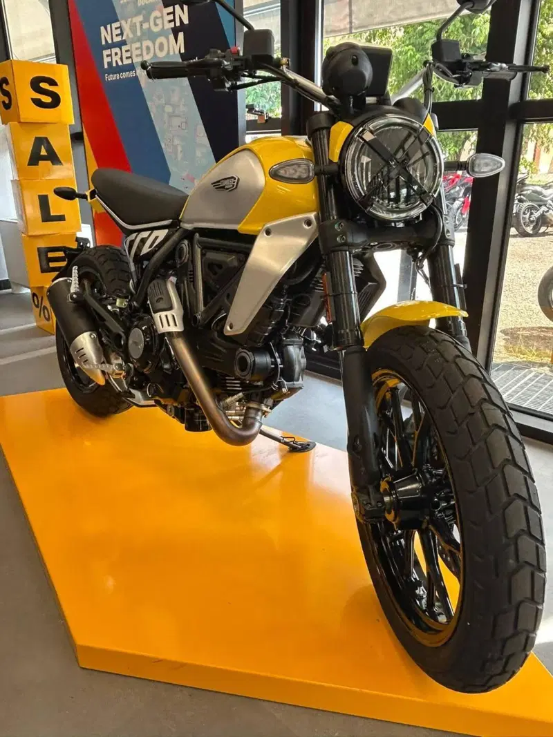 Ducati Scrambler 800 Icon (2023 - 24) (2)