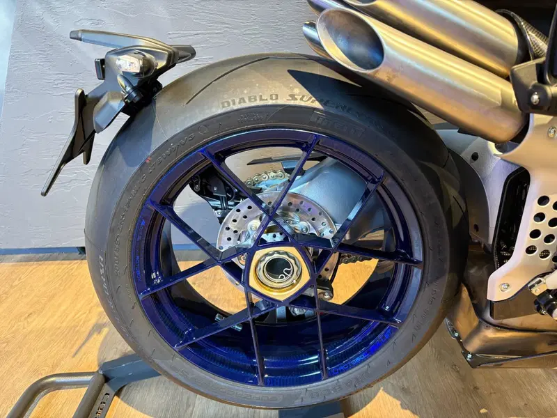 MV Agusta Brutale 1000 RR Assen (2023 - 26) (5)